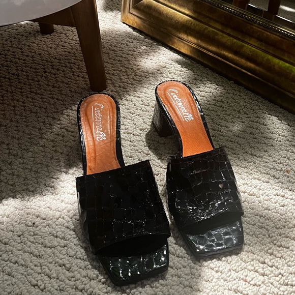 L’Intervalle Block Heel - Picture 2 of 3